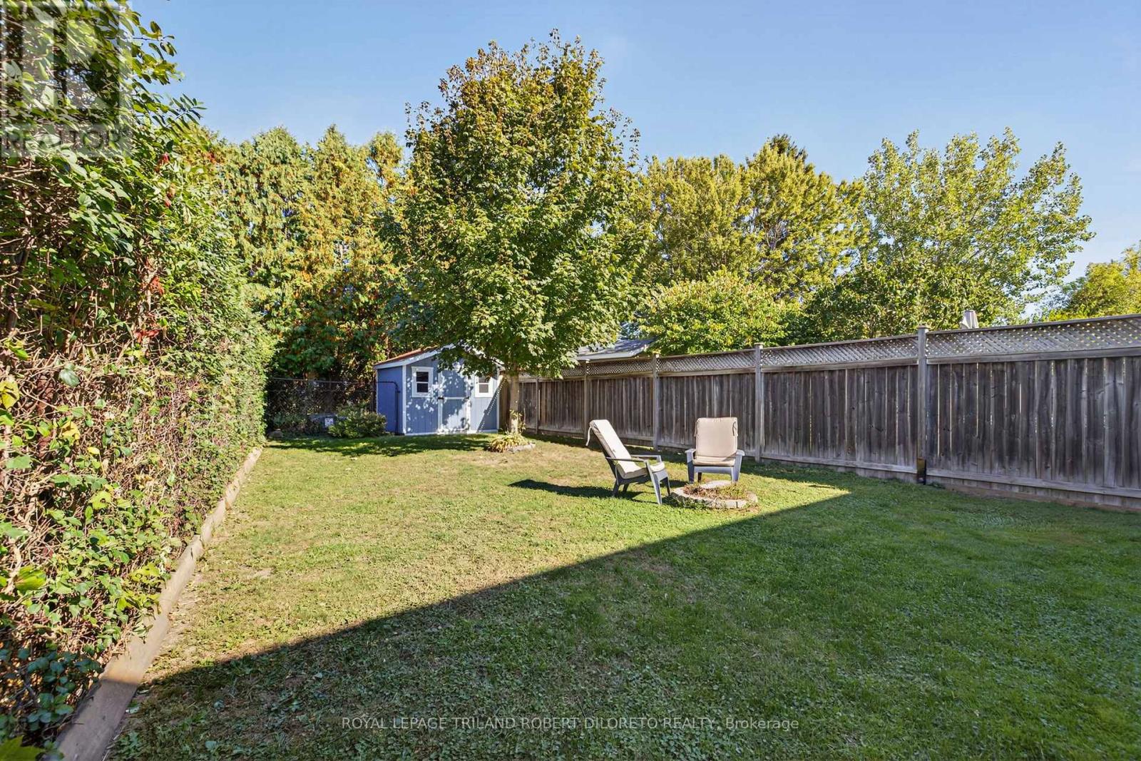 671 LADYBROOK CRESCENT Property Photo