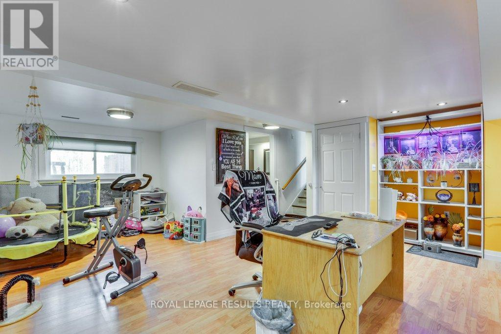2 NORTHWOOD PLACE - 30