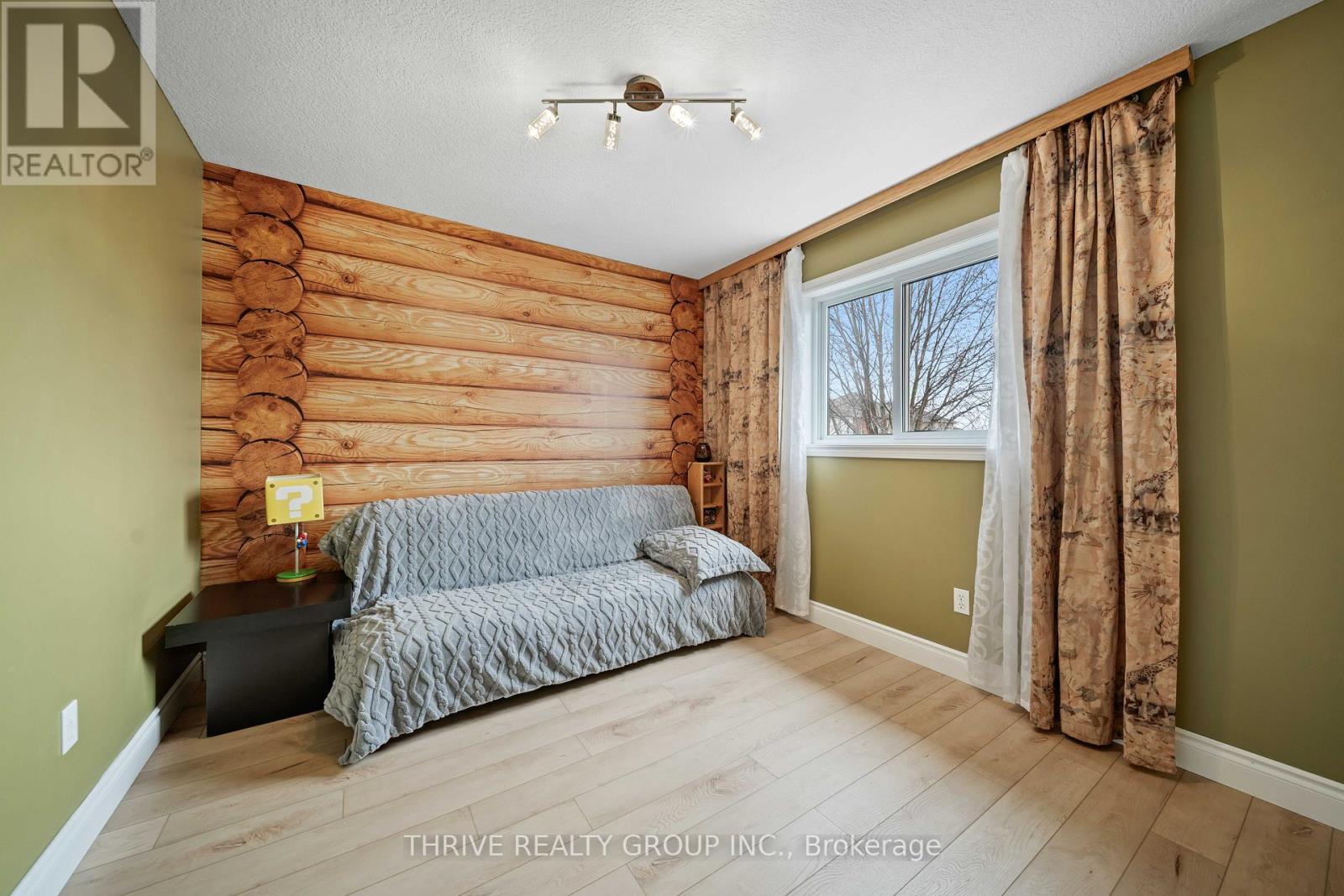 1025 CHERRYHAVEN DRIVE - 24