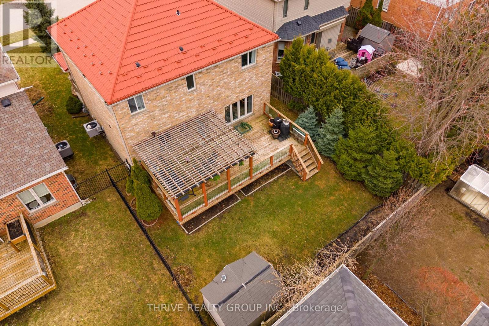 1025 CHERRYHAVEN DRIVE - 27