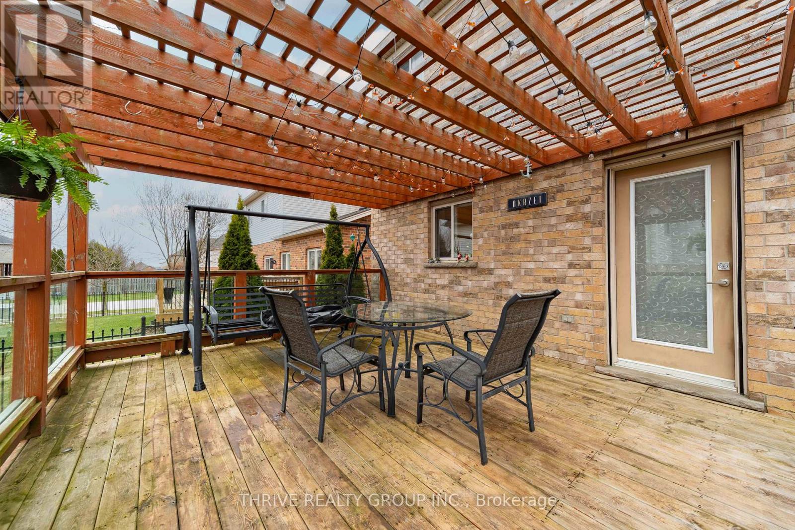 1025 CHERRYHAVEN DRIVE - 30