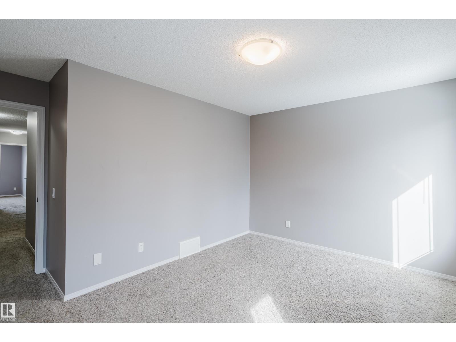 14007 164 AV NW, Edmonton