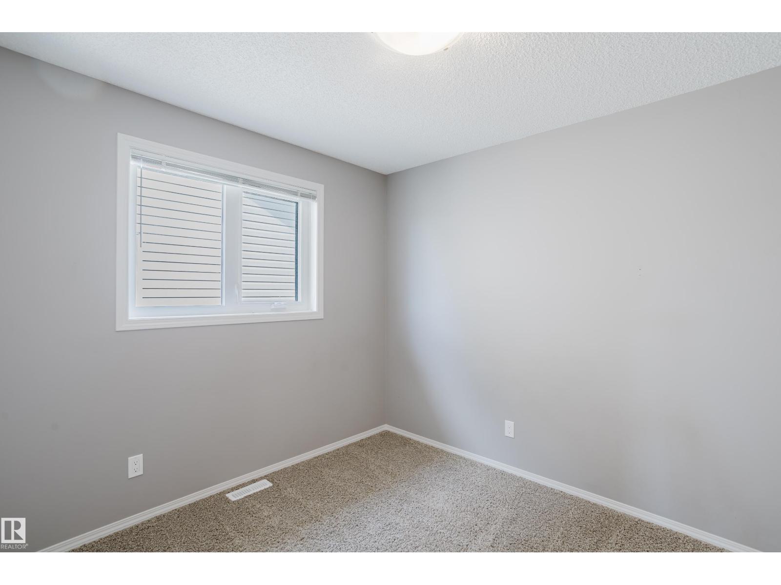 14007 164 AV NW, Edmonton