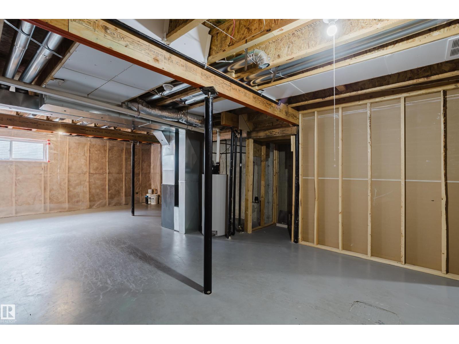 14007 164 AV NW, Edmonton