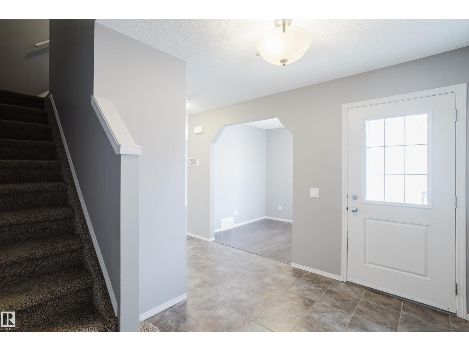 14009 164 AV NW, Edmonton