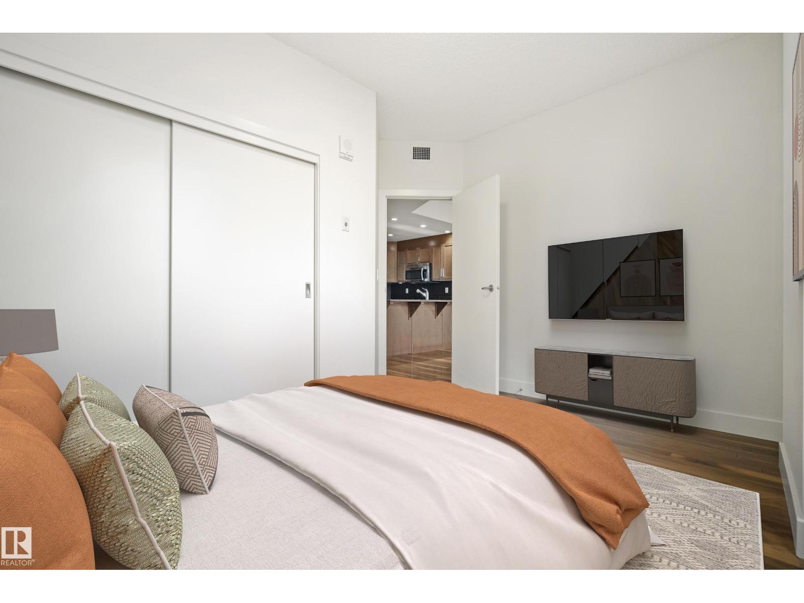 #401 11933 JASPER AV NW, Edmonton