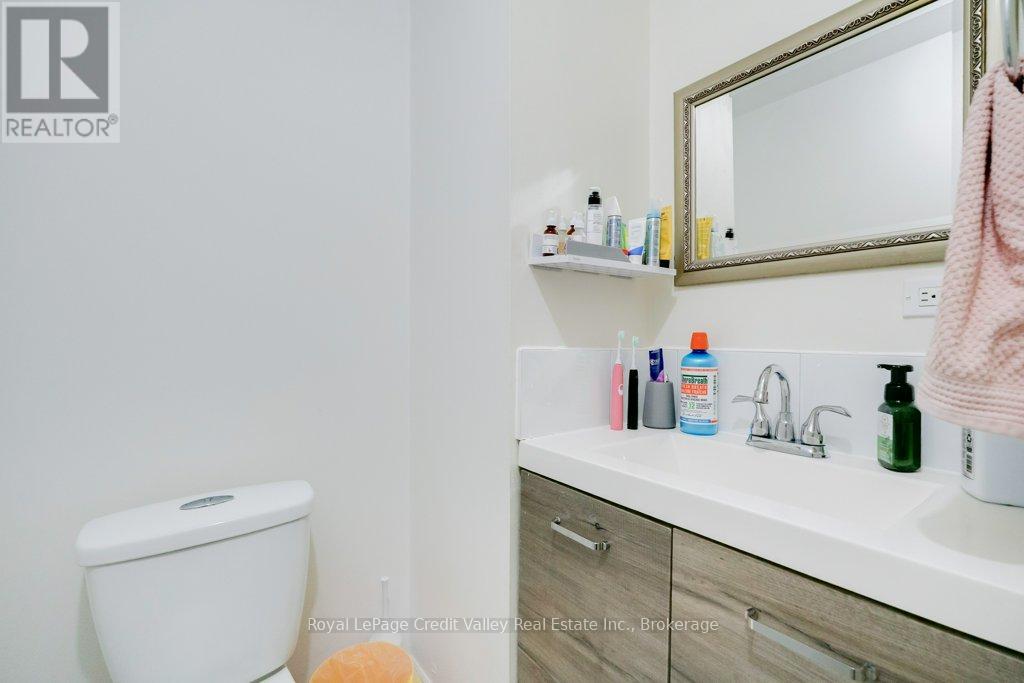 376 HANSEN ROAD N - 29