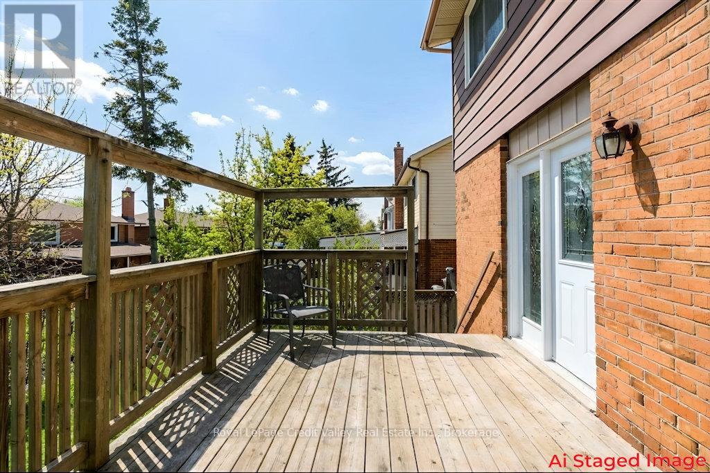 376 HANSEN ROAD N - 38