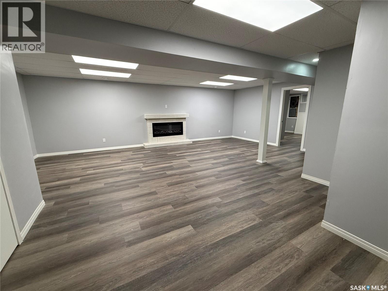 Single Family House Bungalow for Sale in  Lorne STREET W Swift Current 