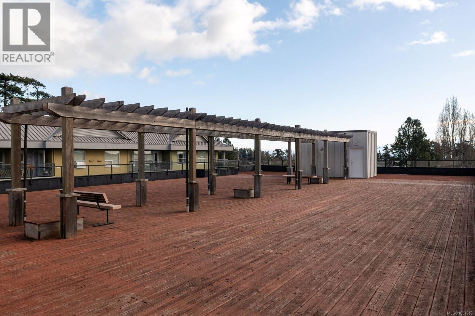 204 1405 Esquimalt Rd, Esquimalt