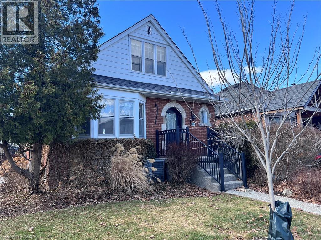 153 PARKVIEW Drive - 5