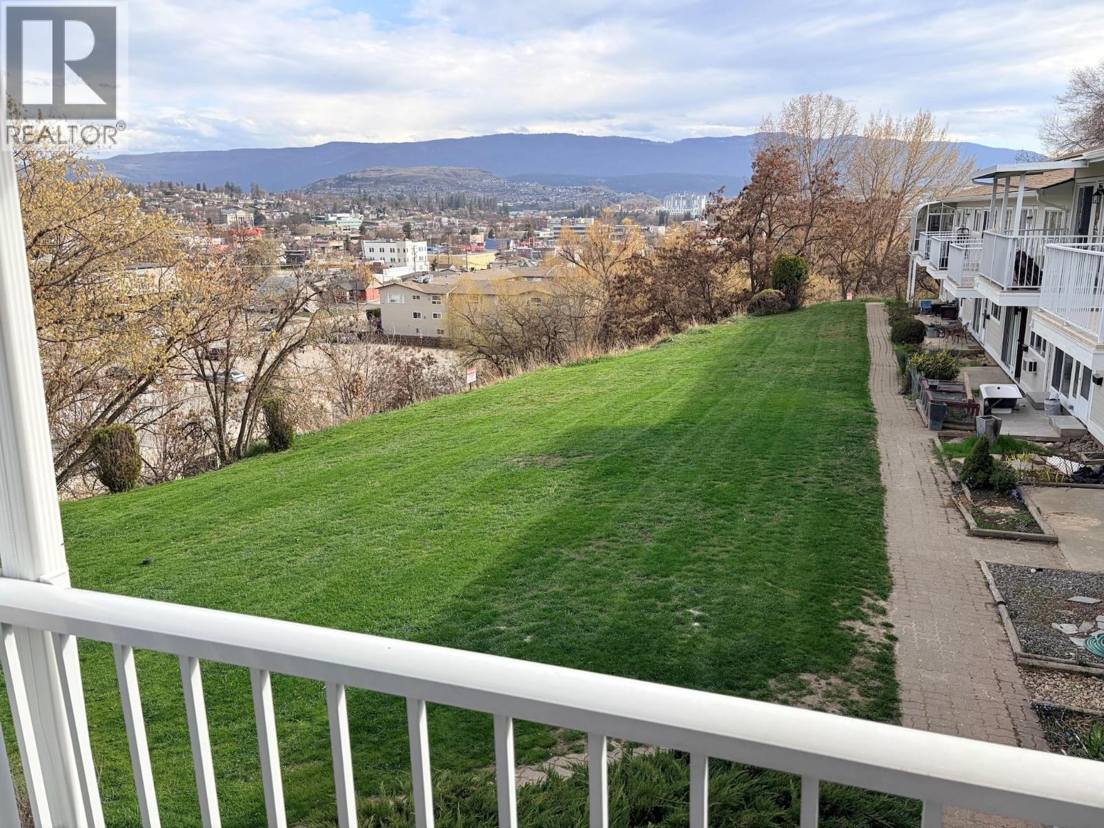 208 4004 34 Street, Vernon