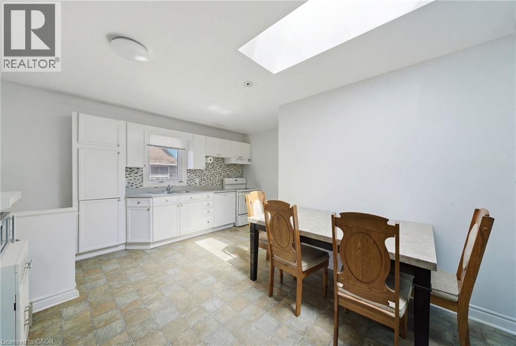 250 GRANTHAM Avenue - 17