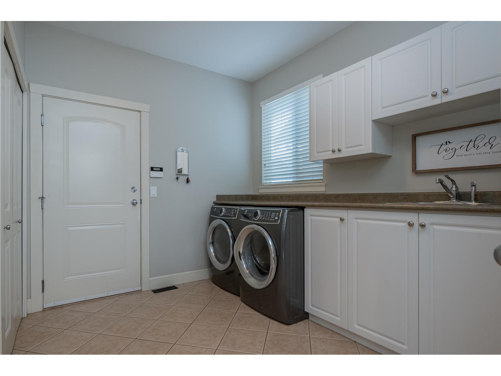 20410 98A AVENUE, Langley