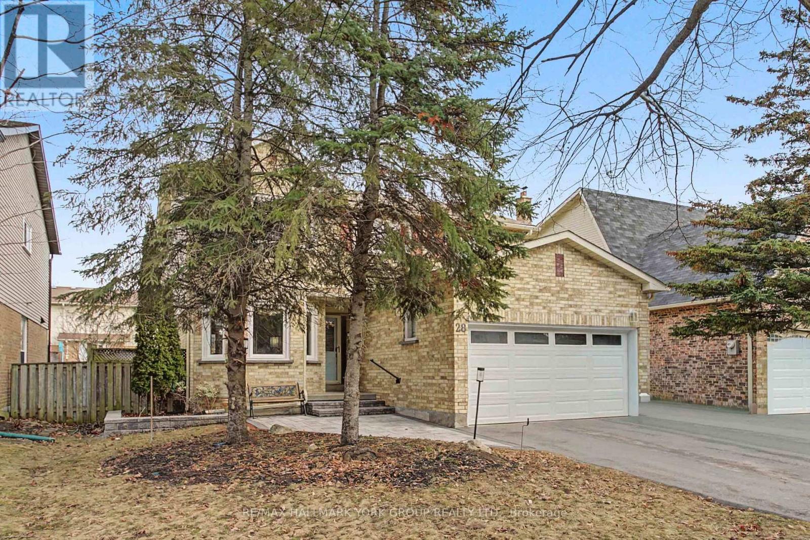 28 HOLLINGSHEAD DRIVE - 2