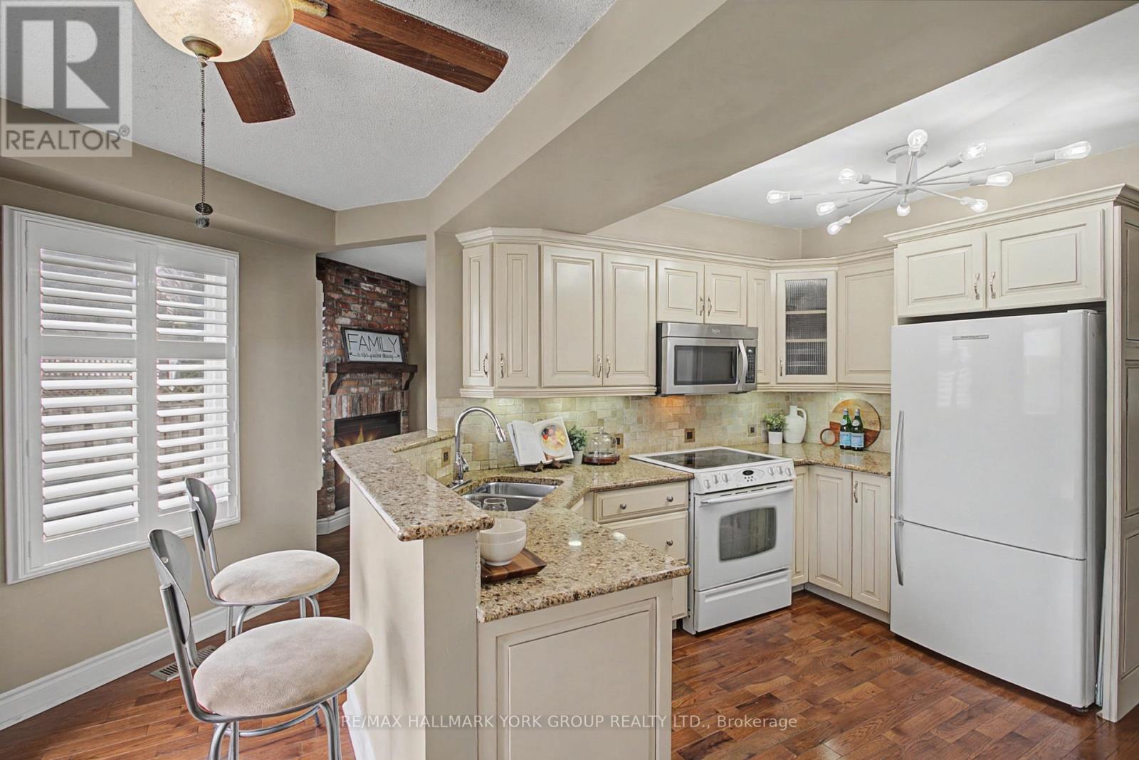 28 HOLLINGSHEAD DRIVE - 8