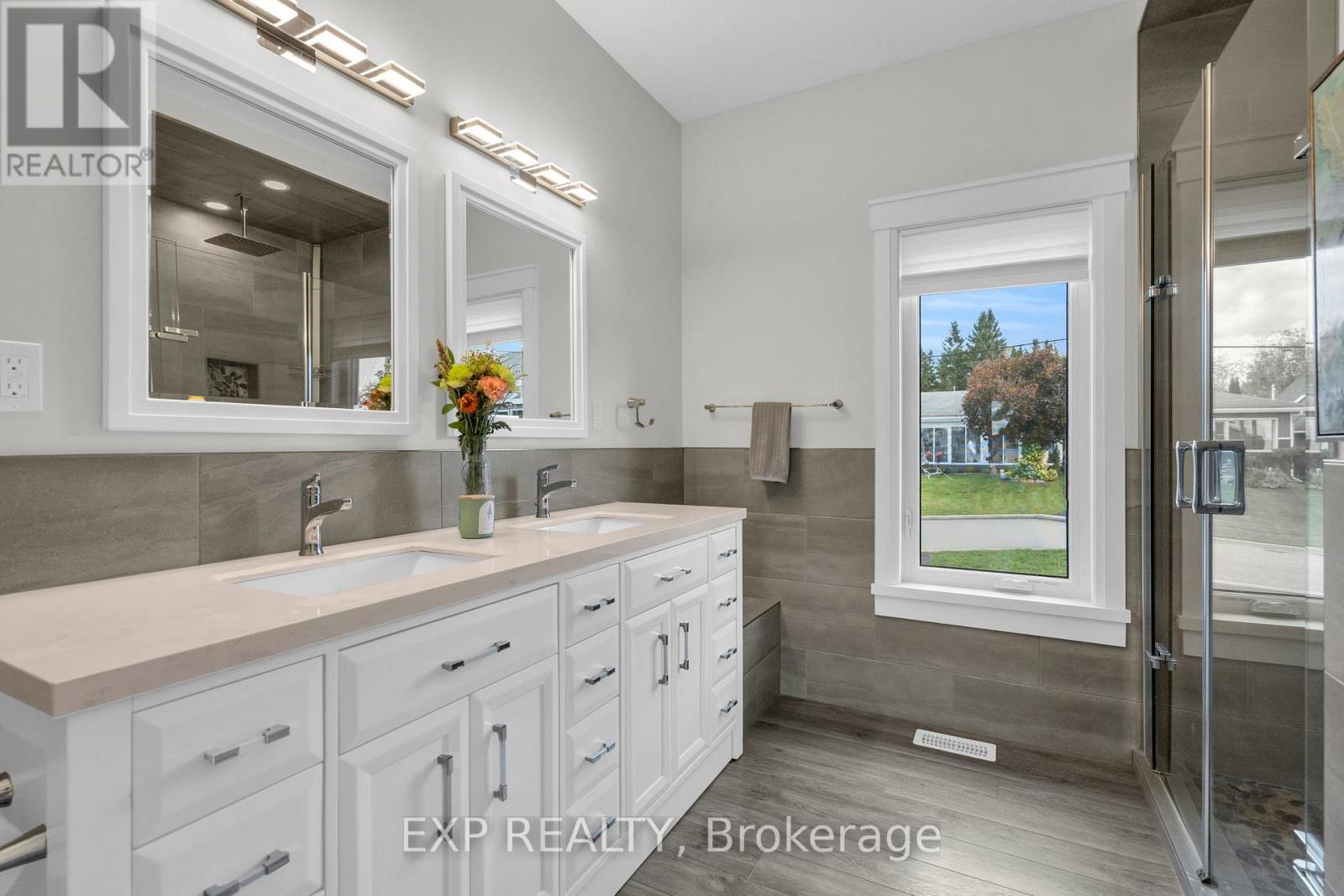 244 FRANK STREET - 24