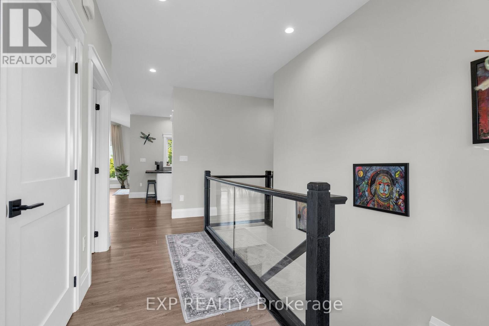 244 FRANK STREET - 5