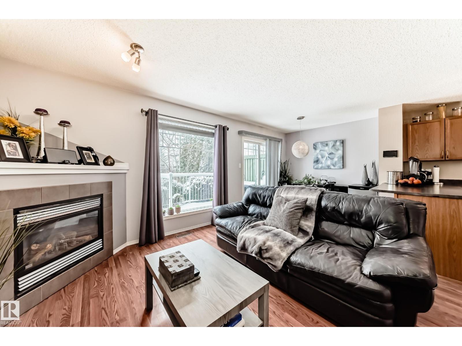 #18 12104 16 AV SW, Edmonton