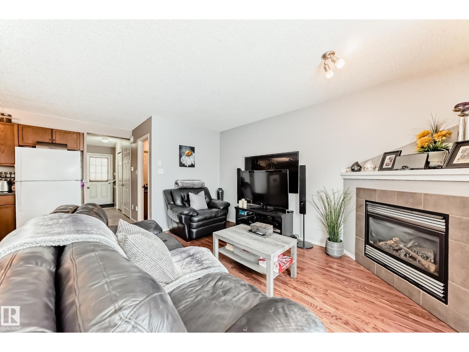 #18 12104 16 AV SW, Edmonton