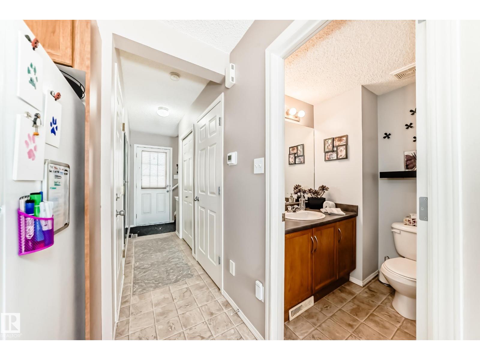 #18 12104 16 AV SW, Edmonton