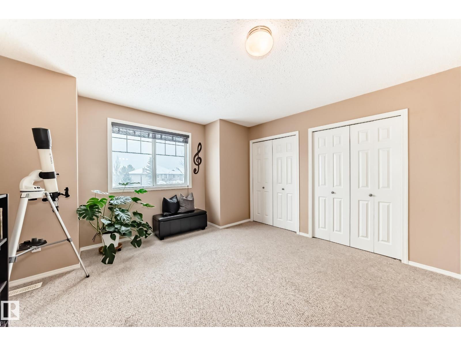 #18 12104 16 AV SW, Edmonton