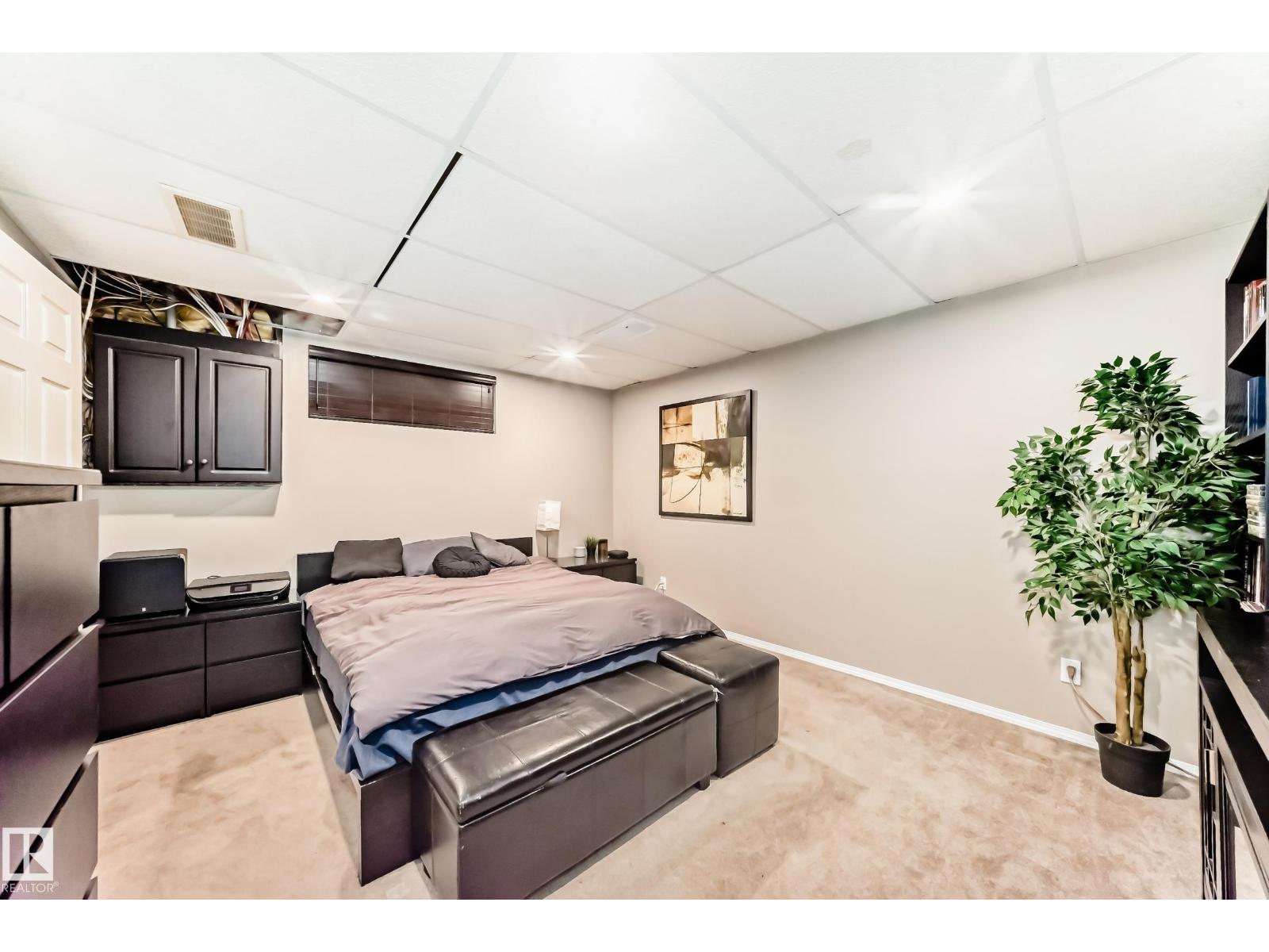 #18 12104 16 AV SW, Edmonton