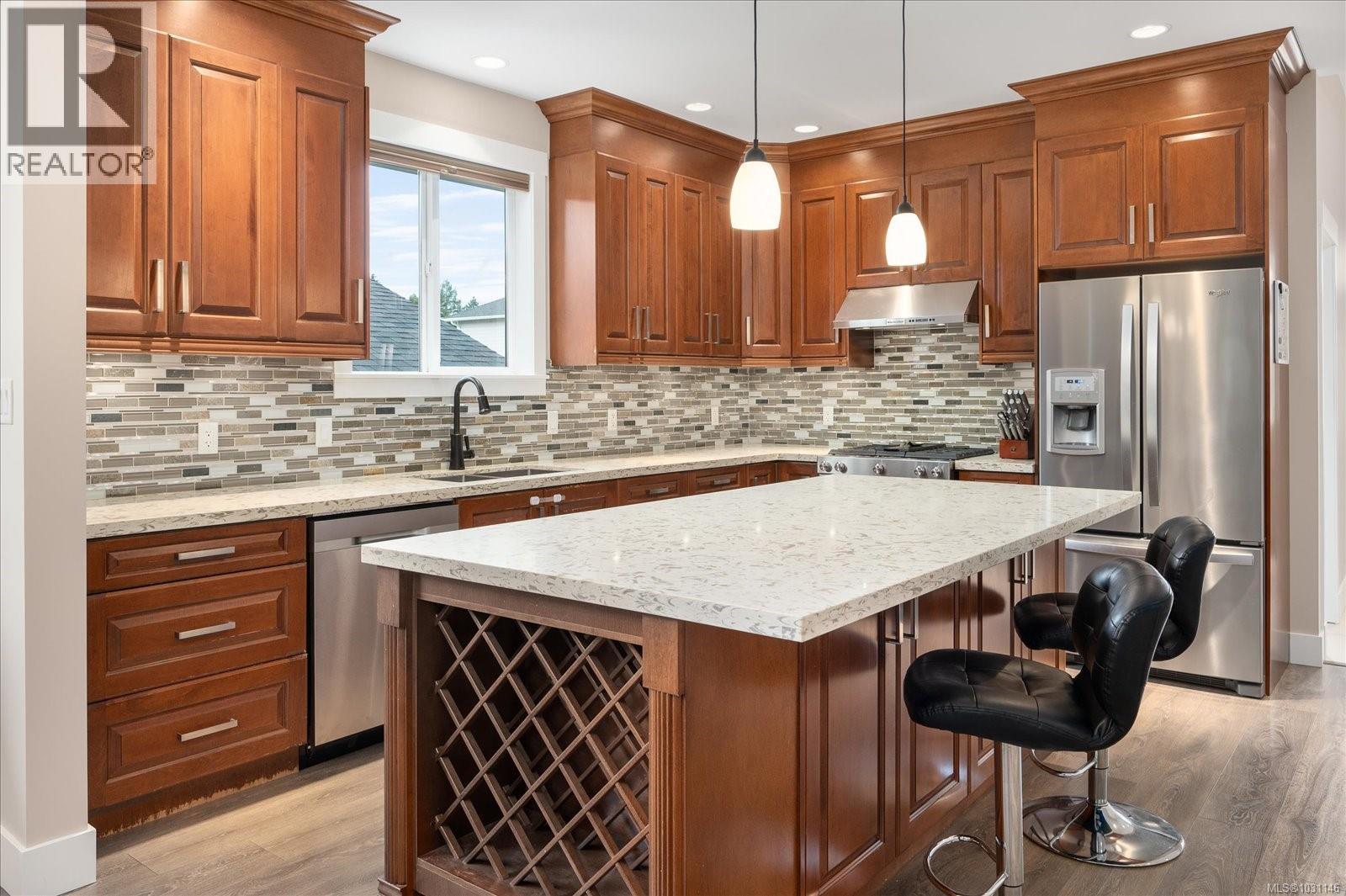 1335 LANGARA DR - 10