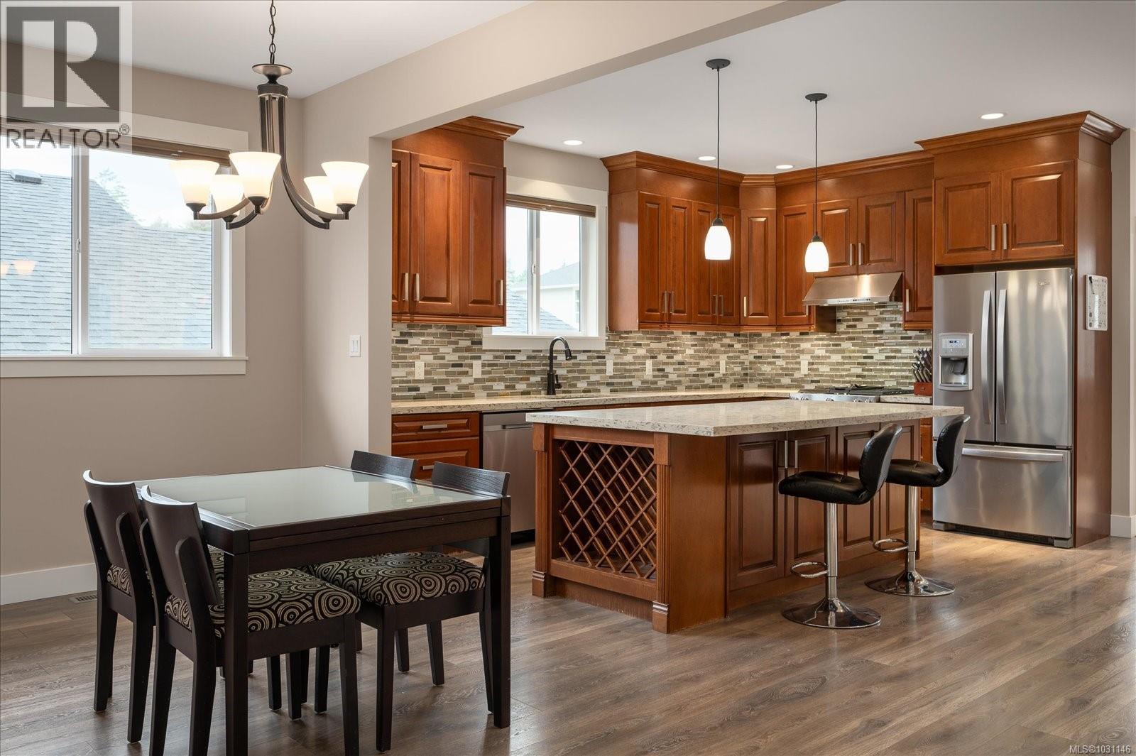 1335 LANGARA DR - 14