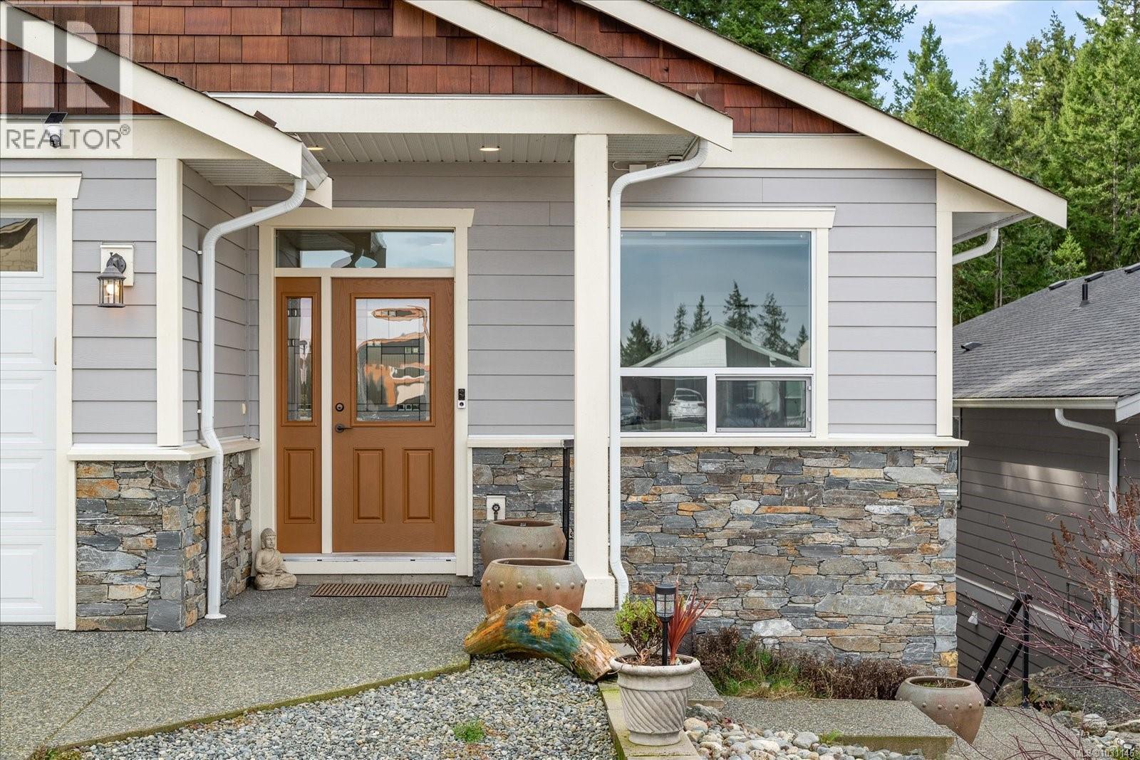 1335 LANGARA DR - Image 3