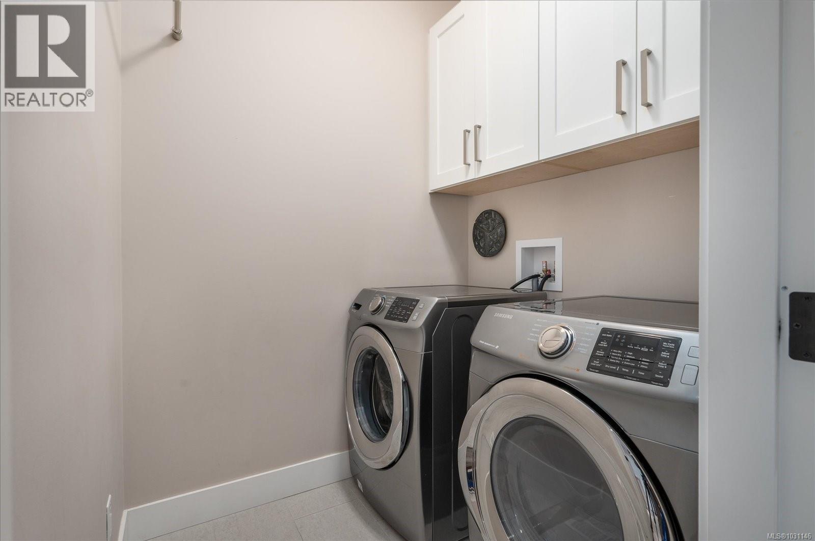 1335 LANGARA DR - 36