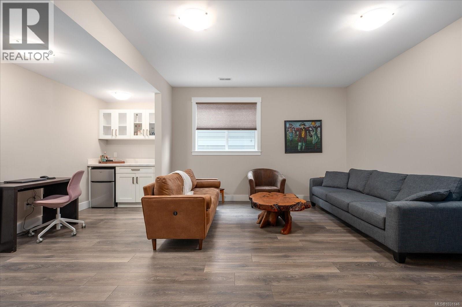 1335 LANGARA DR - 40