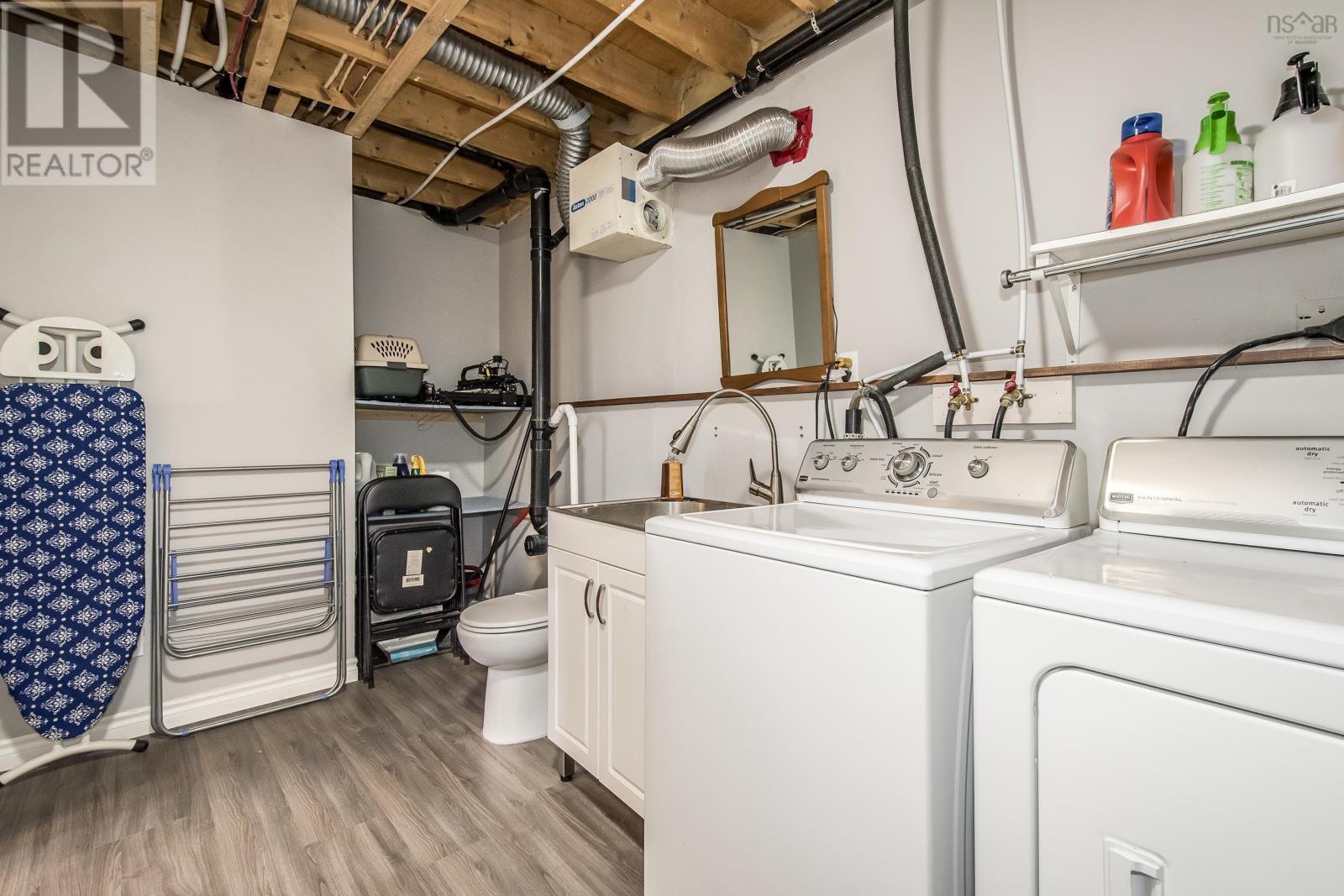 Property 19 of 30 of 578 Bluenose Avenue