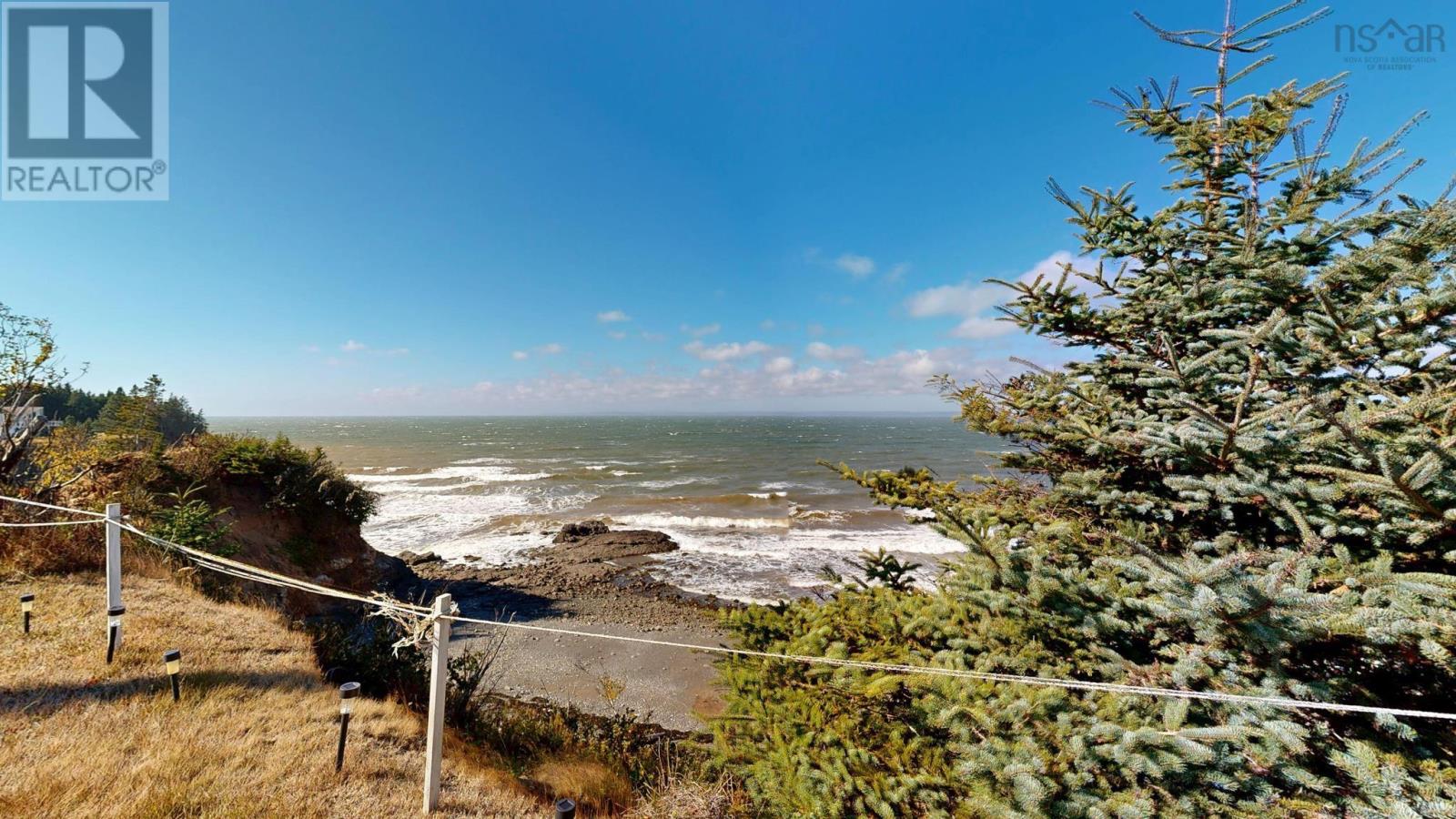 Property 16 of 37 of 15 Ross Creek Drive