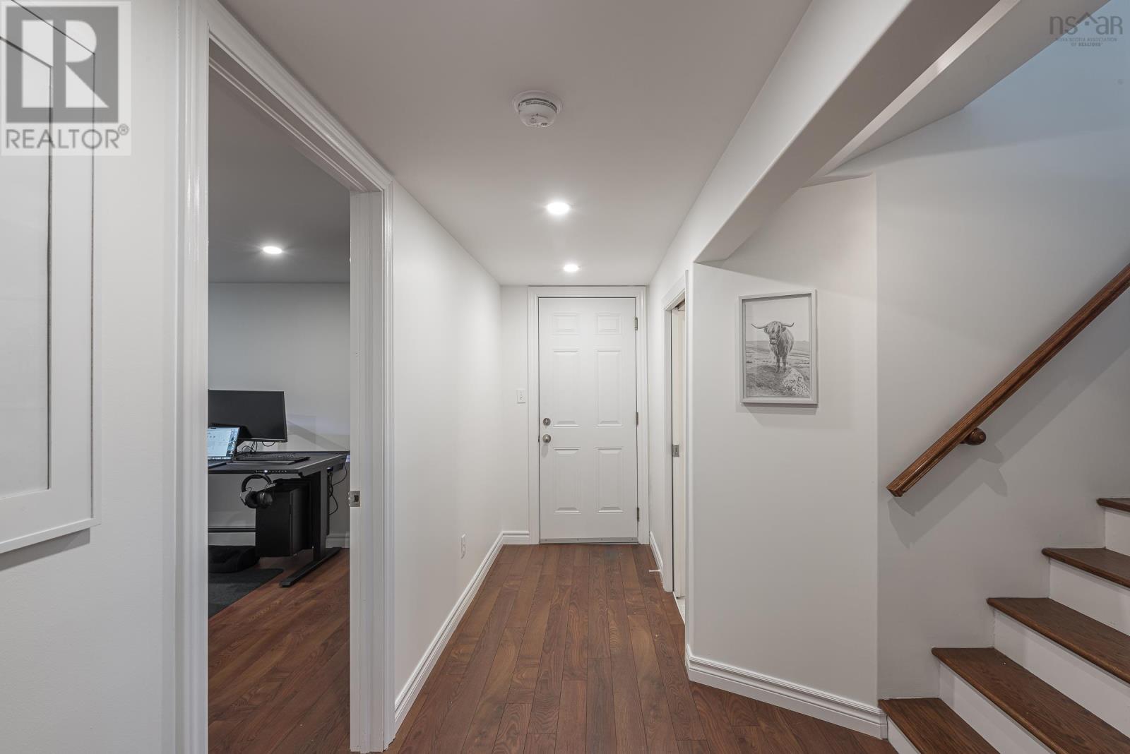 Property 27 of 44 of 64 Nightingale Drive