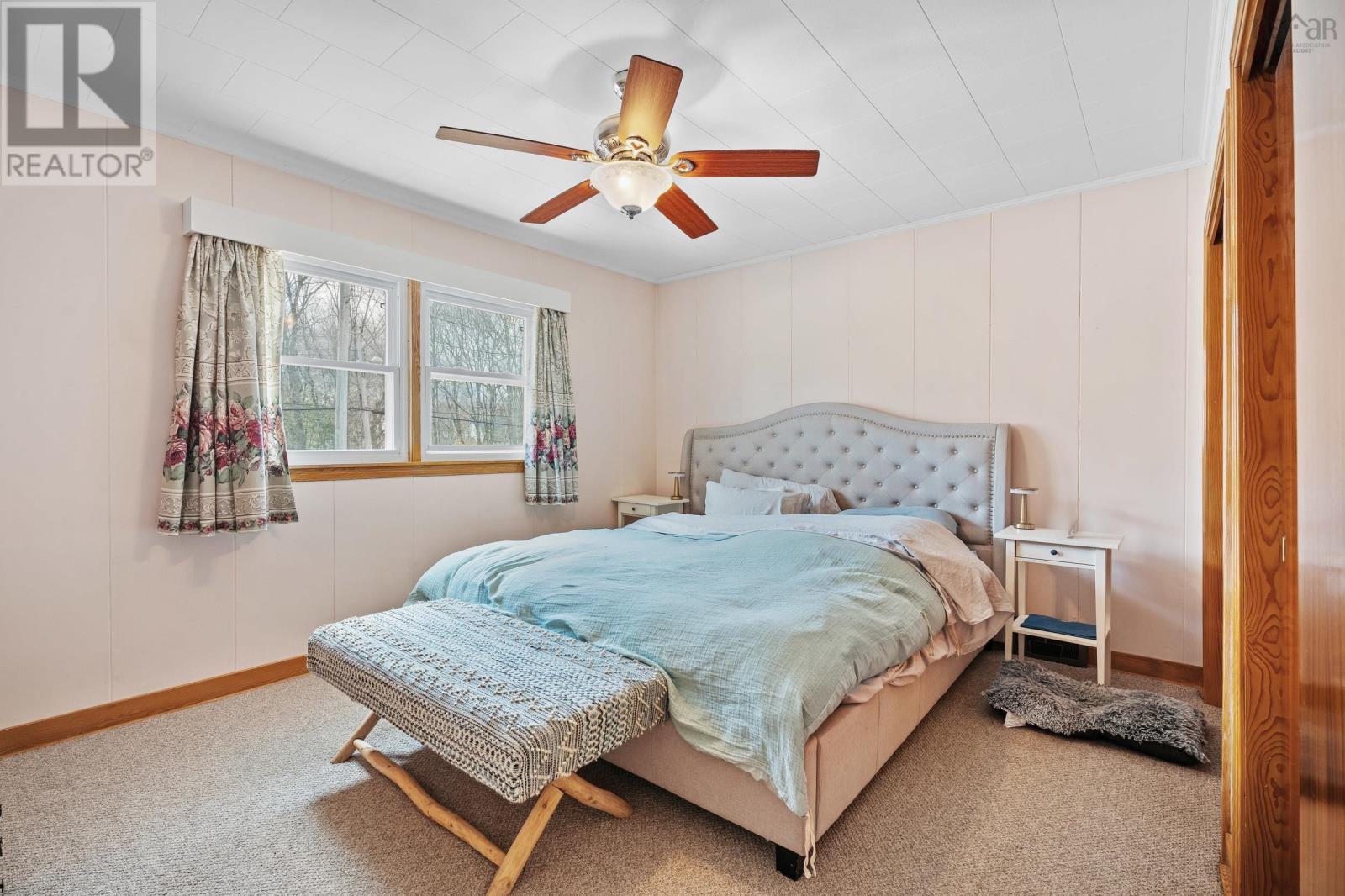 Property 35 of 50 of 180 Queen Street