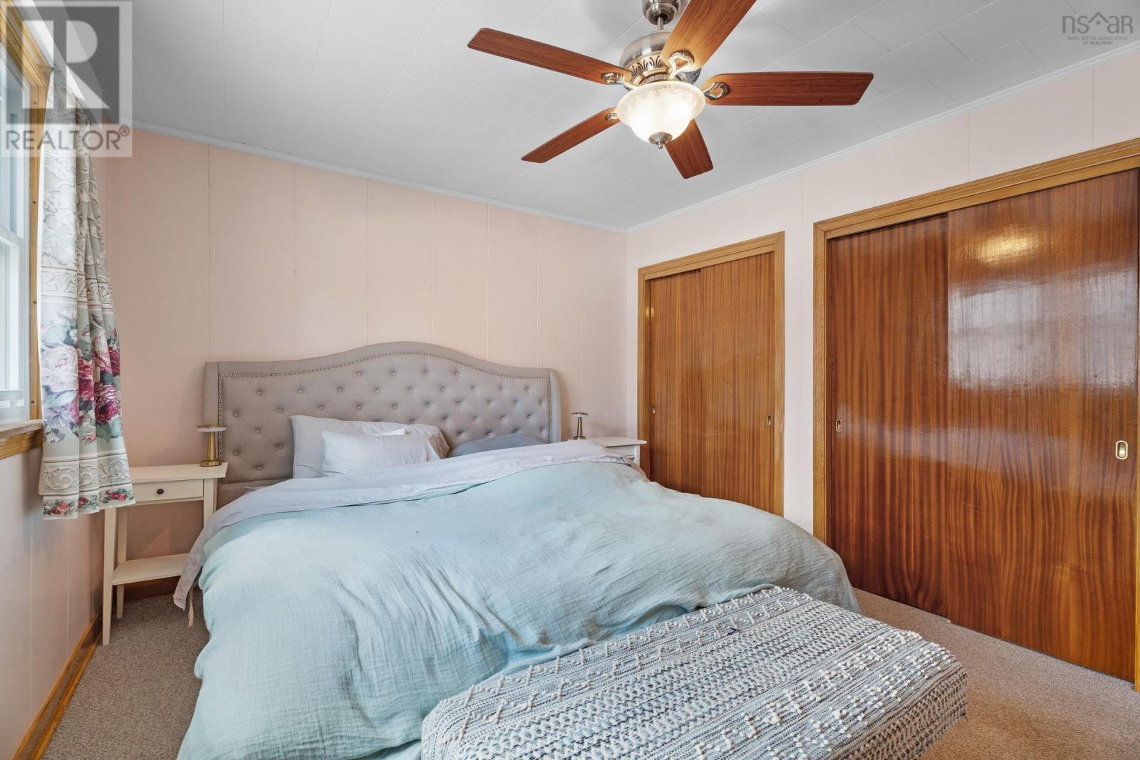 Property 36 of 50 of 180 Queen Street