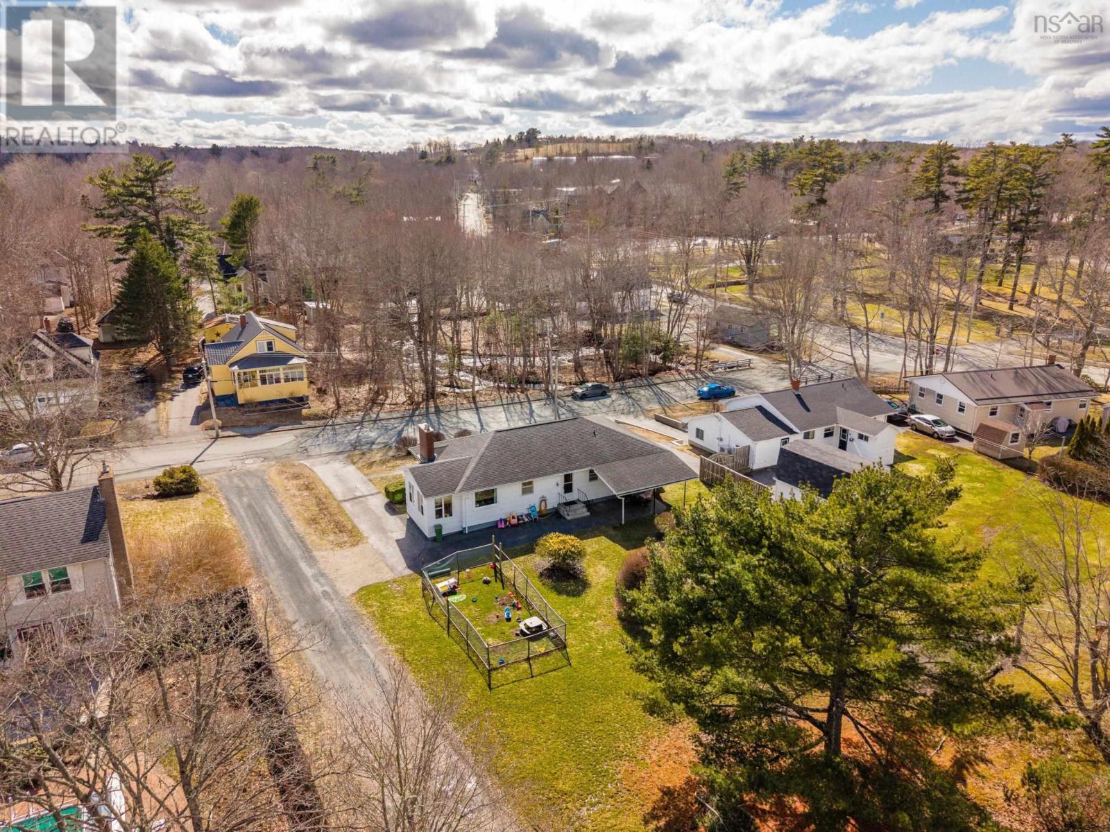 Property 39 of 50 of 180 Queen Street