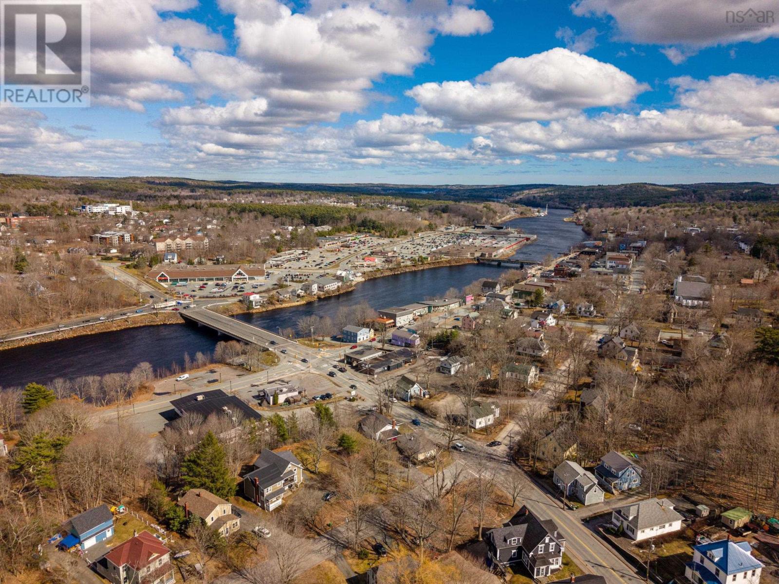 Property 44 of 50 of 180 Queen Street