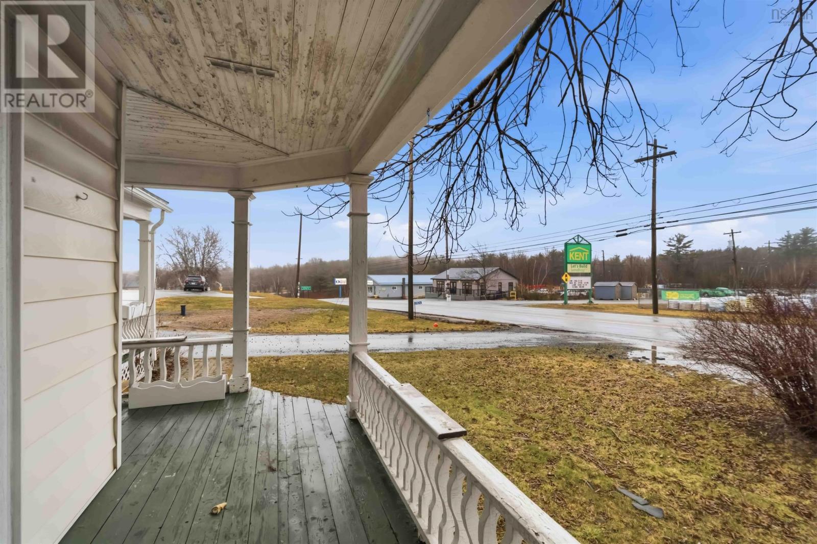 Property 12 of 19 of 2820 Highway 325