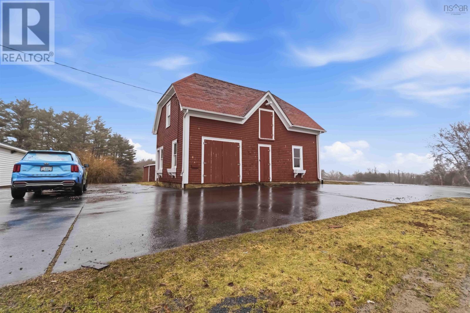 Property 2 of 19 of 2820 Highway 325