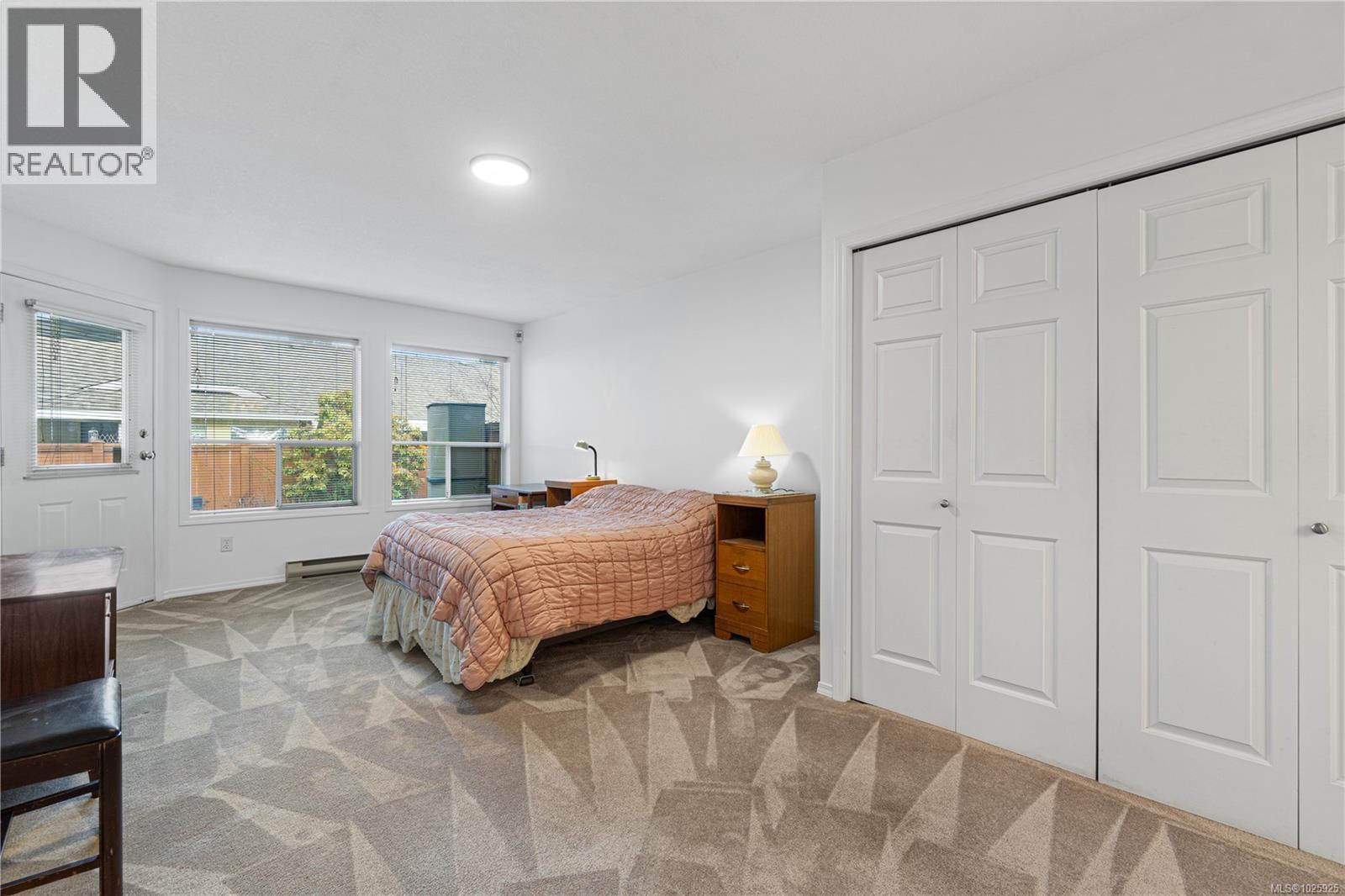 #12 4750 UPLANDS DR - 20