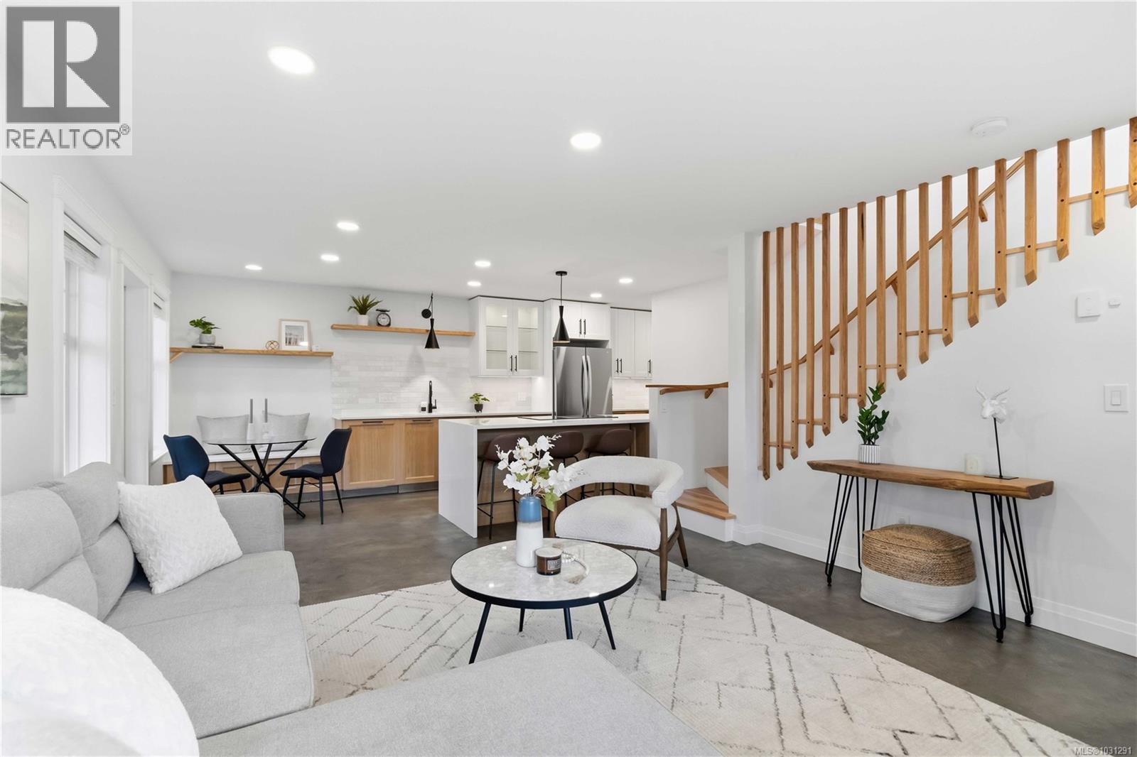 1012 Marwood Ave, Langford