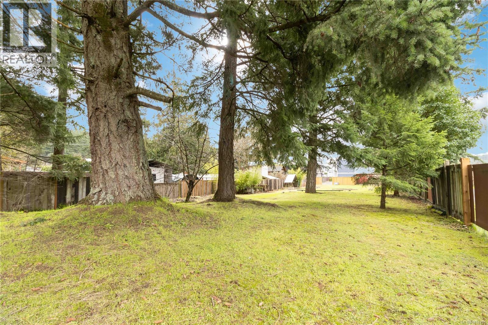 1012 Marwood Ave, Langford