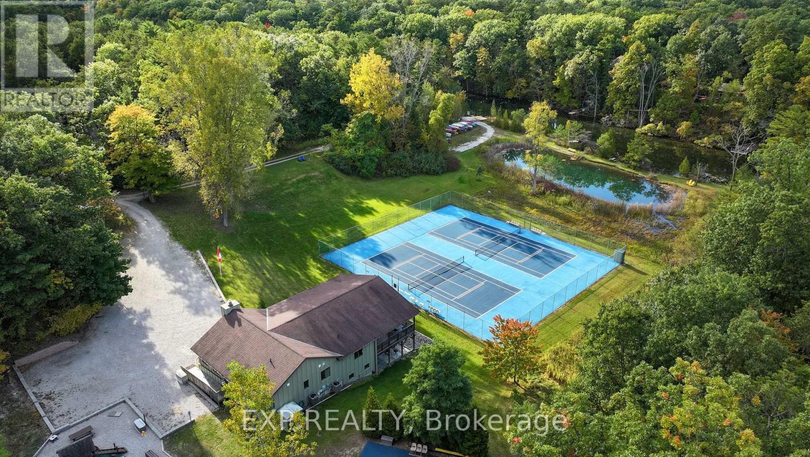 10207 PINETREE DRIVE - 43