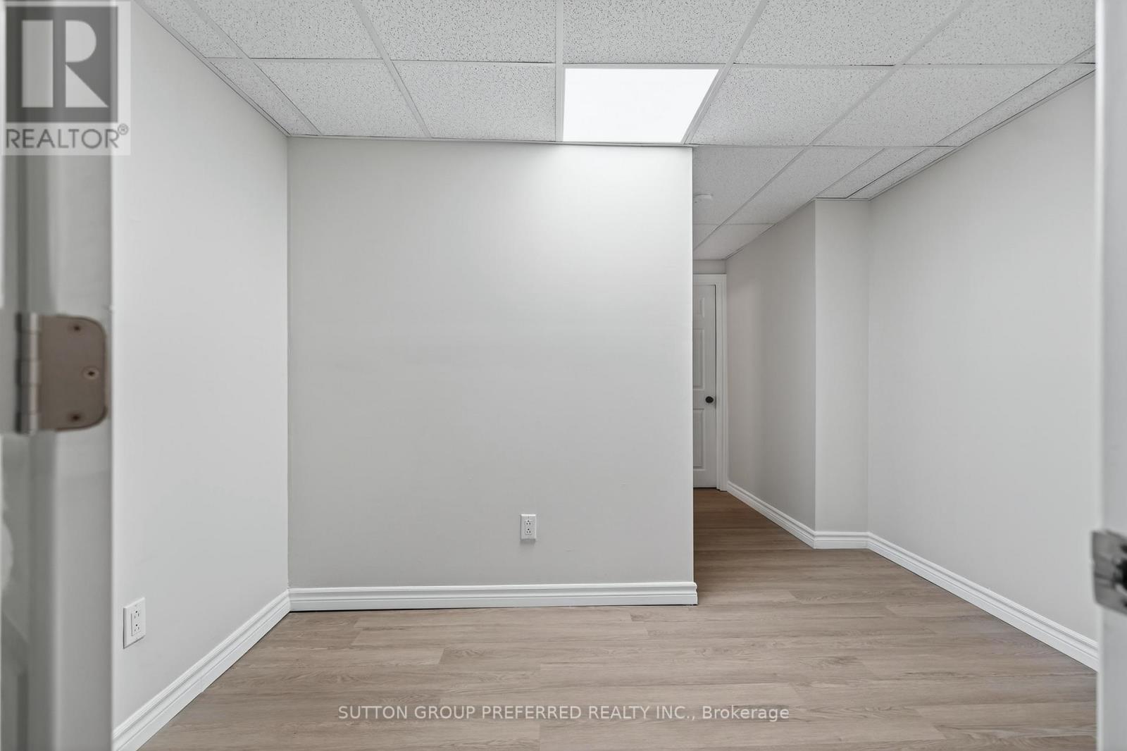 22 SPRINGFIELD WAY Property Photo