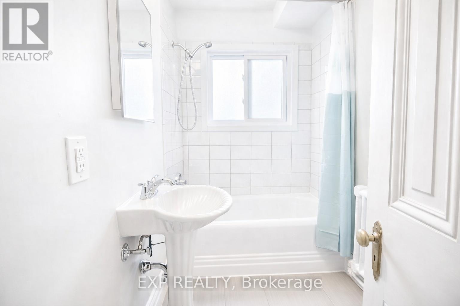 2 - 1197 YORK STREET Property Photo