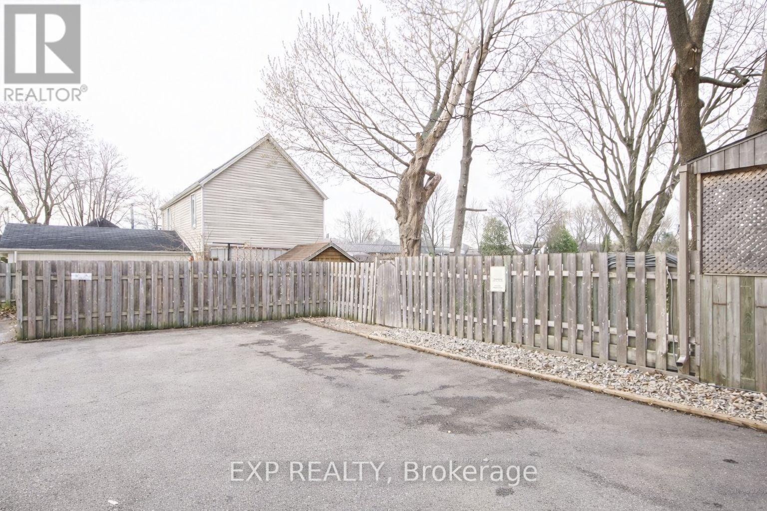 2 - 1197 YORK STREET Property Photo