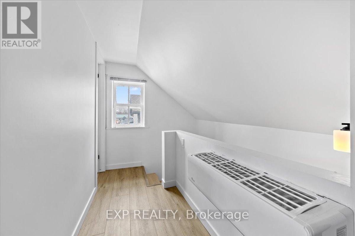 509 GEORGE STREET E — photo 20
