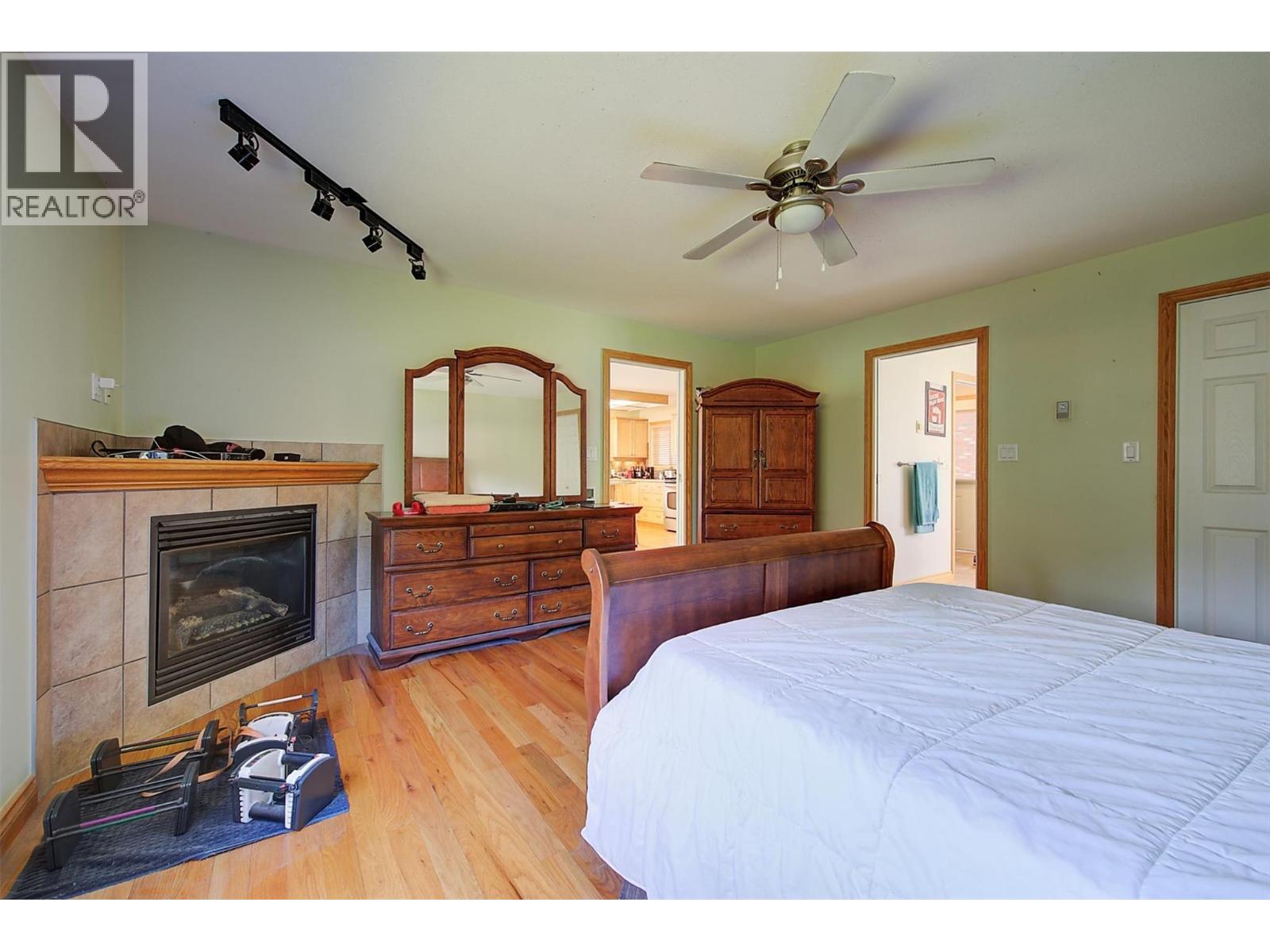  215 Arab Road, Kelowna